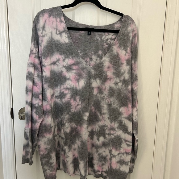 Torrid Gray and Pink Tie-Dye V-Neck Sweater, 2XL - Picture 1 of 8